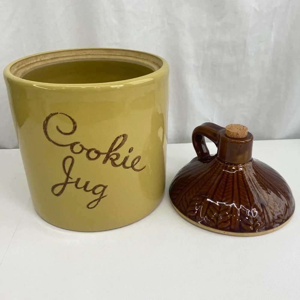 Monmouth Pottery Vintage Cork Stop 